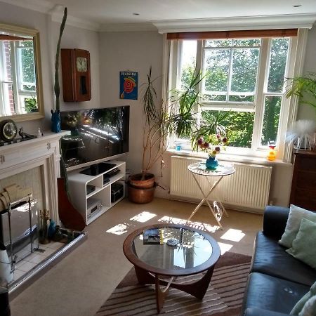 Stunning Retro Apartment In Central برايتون المظهر الخارجي الصورة